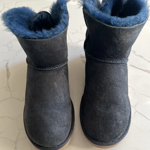 Ugg Australia mini Bailey navy blue boots size 7 - Picture 6 of 9